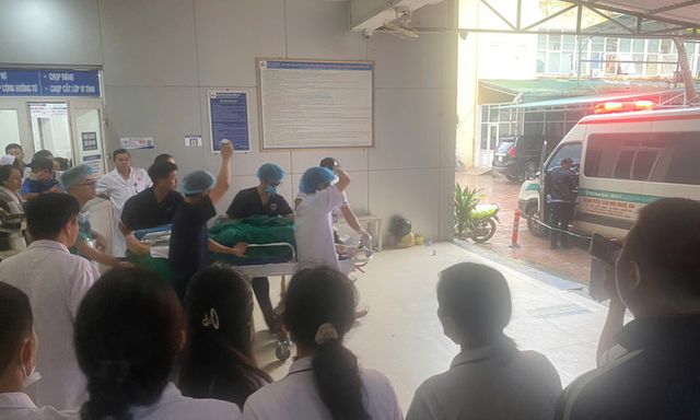 Nóng: Xác minh thông tin hai nhân viên y tế Bệnh viện Sản nhi Nghệ An bị người nhà bệnh nhân nhốt rồi tấn công bị thương