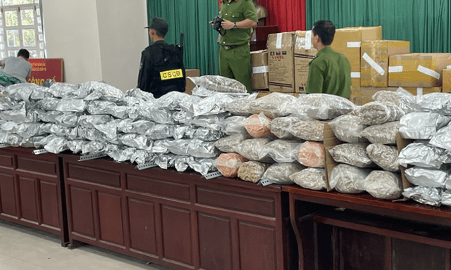 Đánh sập đường dây buôn 1 tấn cần sa vận hành bằng công nghệ cao, điều hành xuyên biên giới