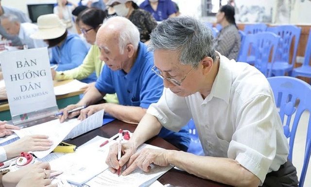 Năm 2026, lương hưu, trợ cấp BHXH sẽ thay đổi thế nào?