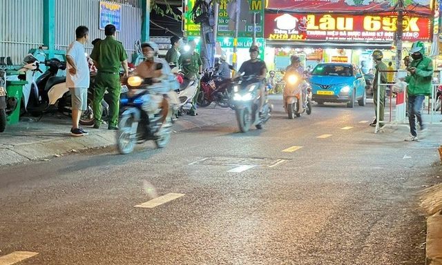 Lời khai ban đầu của nghi phạm sát hại người đàn ông trên đường ở TP.HCM