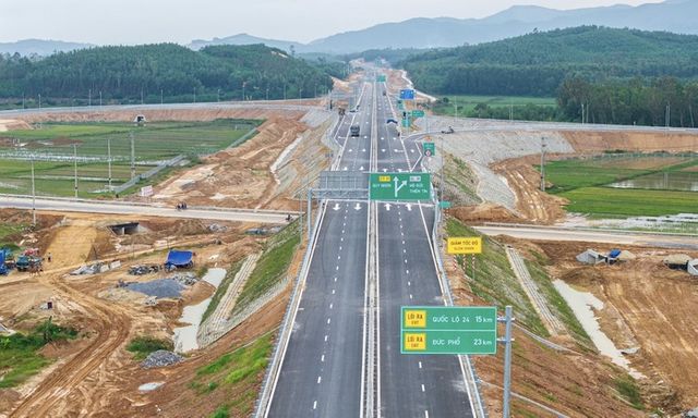 Cao tốc Quảng Ngãi - Hoài Nhơn trước ngày “về đích”