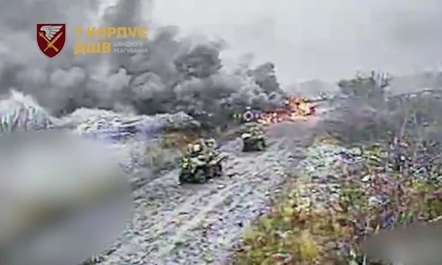 Nga bất ngờ điều loạt 