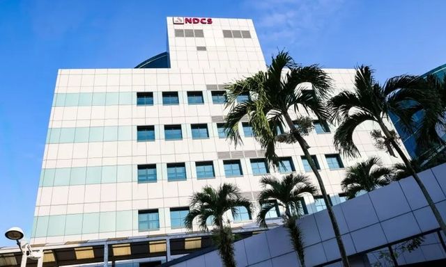 Nhân viên nha khoa chụp lén hơn 600 ảnh vòng một của bệnh nhân nữ, lập danh sách, chia sẻ cho bạn trên mạng