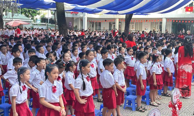 Học sinh Hà Nội được nghỉ Tết Nguyên đán Bính Ngọ 5 ngày