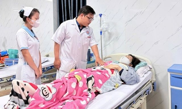 Thông tin mới nhất vụ gần 30 người nhập viện sau khi ăn bánh mì ở Quảng Ngãi