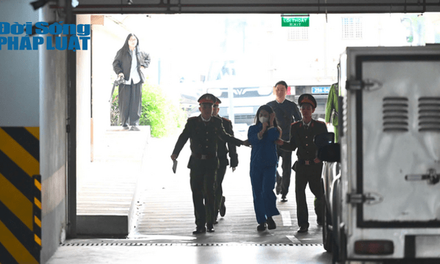 Cận cảnh các bị cáo hầu tòa trong vụ án xảy ra tại TAND Cấp cao ở Đà Nẵng