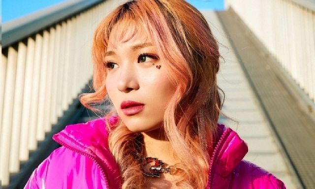 Nữ ca sĩ tố bị bạn trai cũ giam giữ, đánh đập dã man