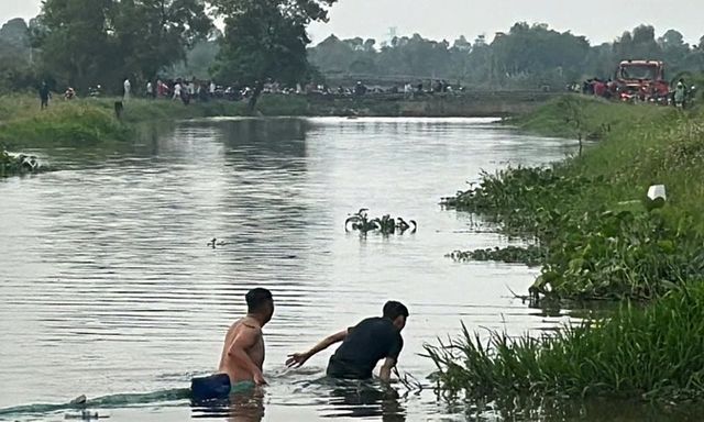 Danh tính 2 thi thể nam sinh gặp nạn trên sông ở TP.HCM