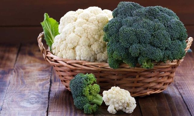 Súp lơ xanh và súp lơ trắng, cái nào tốt hơn?