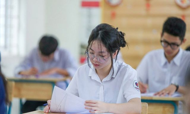Thi vào lớp 10 Hà Nội: Học sinh nỗ lực 