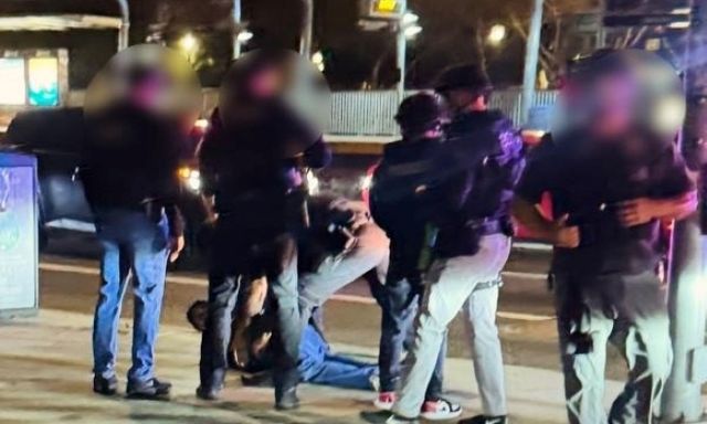 Vụ vợ chồng đạo diễn nổi tiếng đột ngột qua đời tại nhà riêng: Bắt giữ con trai nạn nhân