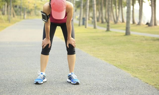 2 dấu hiệu bất thường khi đi bộ cảnh báo thận của bạn đang kêu cứu