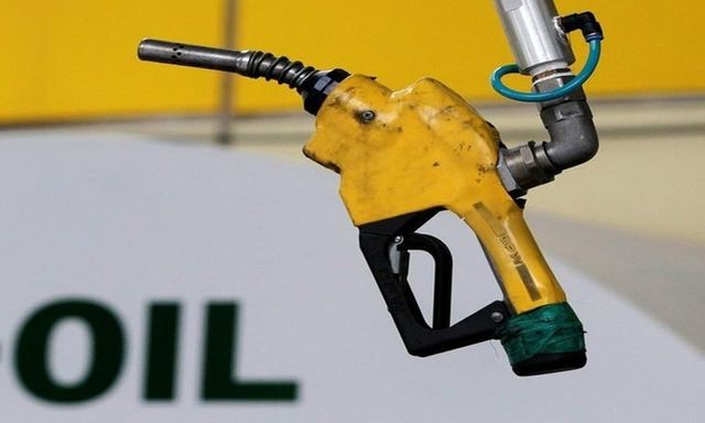 Giá xăng dầu hôm nay (24/12): Giá dầu thô thế giới bật tăng mạnh mẽ