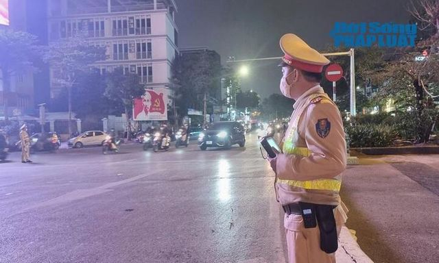Hà Nội: Triển khai đồng bộ phương án bảo đảm trật tự, an toàn giao thông dịp lễ Noel 2025