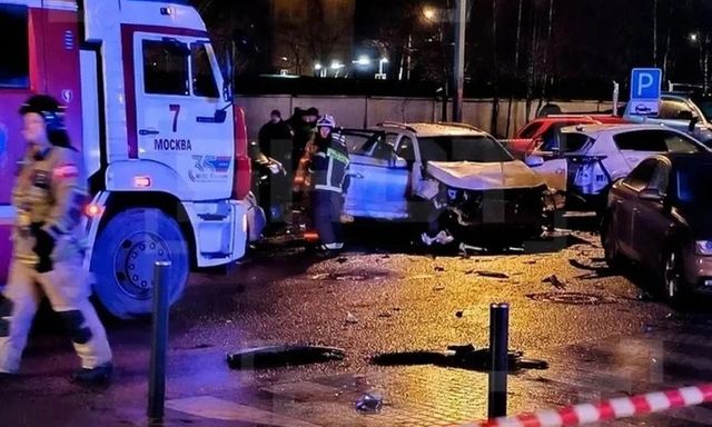 Ôtô phát nổ sát đồn cảnh sát ở Moscow, gần nơi tướng Nga bị ám sát