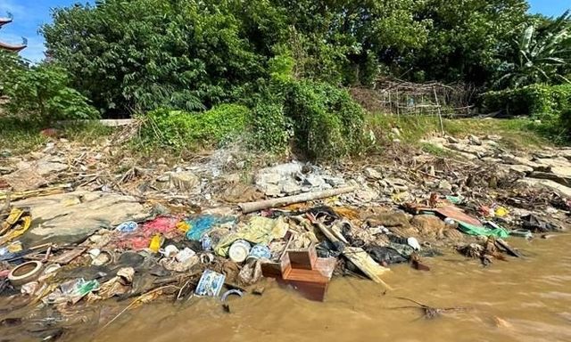 Tìm thấy thi thể nam sinh Đại học Bách khoa Hà Nội mất tích tại bãi bồi sông Hồng