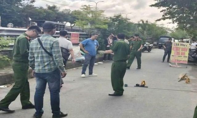 Vụ chồng đâm vợ ngã gục giữa phố ở Đà Nẵng: Nhân chứng kể phút gây ám ảnh