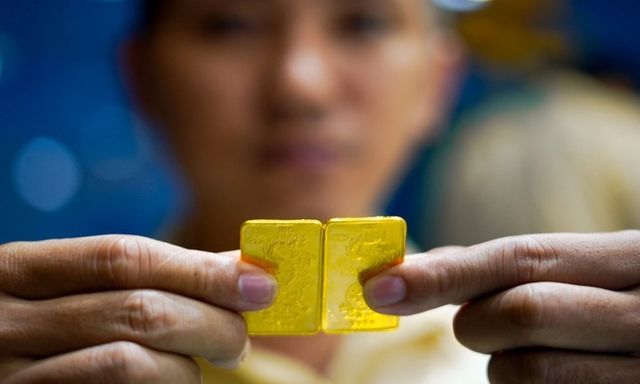 Giá vàng hôm nay (25/12): Giá vàng trong nước đồng loạt giảm