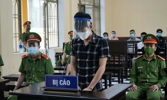 Bi kịch Tình-Tiền: Gây tội ác khi thấy vợ cũ 