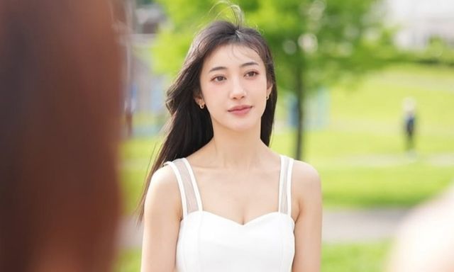 Nữ diễn viên nổi tiếng lộ video ngoại tình