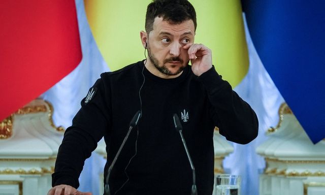 Nga nã hỏa lực dồn dập vào Ukraine trong đêm, Tổng thống Zelensky lập tức lên tiếng