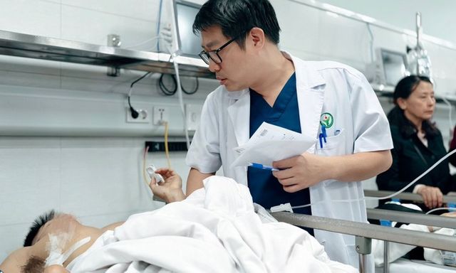 Vụ tai nạn ở Lào Cai, xe chở đoàn thiện nguyện bị lật, 9 người tử vong: Diễn biến mới nhất sức khỏe các nạn nhân