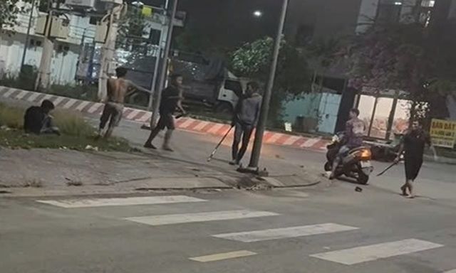 Điều tra vụ nam thanh niên ở TP.HCM bị đánh hội đồng, nằm im chịu trận