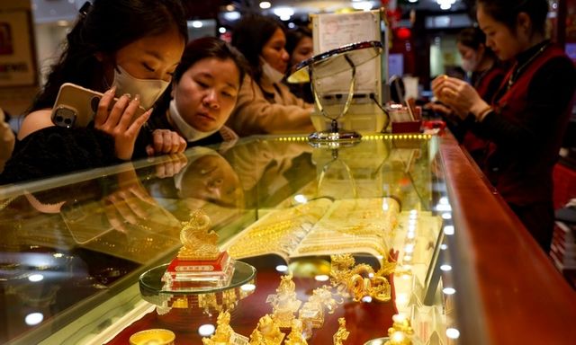 Giá vàng hôm nay (30/12): Giá vàng trong nước tiếp tục giảm