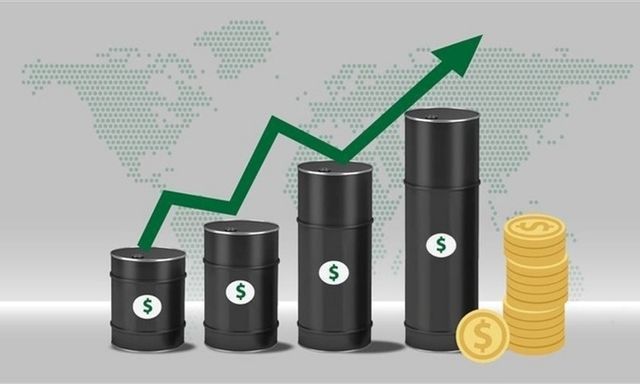 Giá xăng dầu hôm nay (30/12): Dầu thô thế giới tăng mạnh