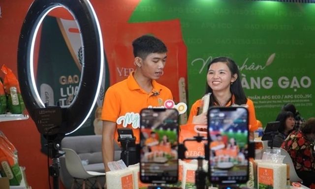 Từ tháng 7/2026, người livestream bán hàng phải có trách nhiệm gì?