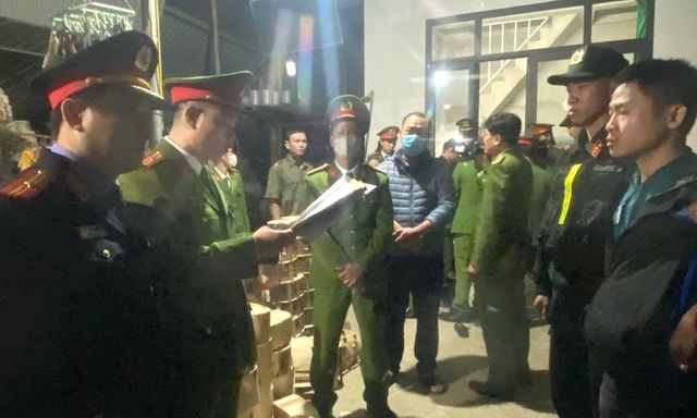 Vụ người đàn ông nhất quyết không trả lại 500 triệu chuyển nhầm: Hai bên là bạn hàng lâu năm