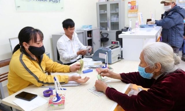 Người nào ở Hà Nội được tặng quà Tết Bính Ngọ 2026 với mức 300.000 đồng?