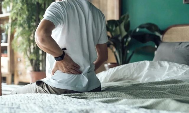 Đừng chủ quan với 8 dấu hiệu suy thận âm thầm xuất hiện vào ban đêm