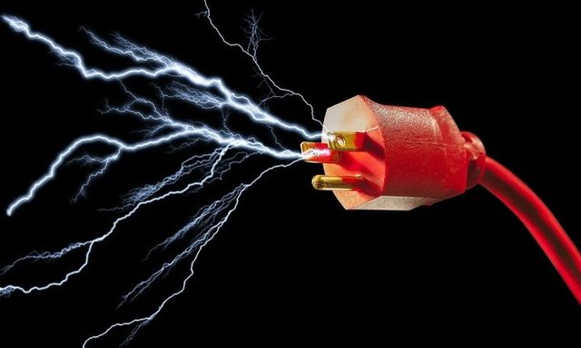 Tin tức đời sống 18/1: Nam thanh niên ngưng tim do điện giật