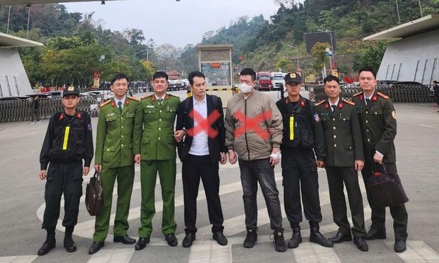 Bắt 2 đối tượng bị truy nã quốc tế vì lừa đảo, rửa tiền