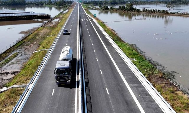Chính thức thông xe tuyến chính cao tốc Hậu Giang - Cà Mau