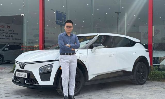 Bỏ xe xăng chuyển sang VinFast VF 7, người dùng Việt thấy khoái vì “chạy 500 km trong một ngày vẫn thấy nhẹ người”