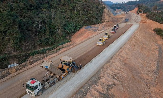 Hai dự án cao tốc trọng điểm tại Lạng Sơn và Cao Bằng đang thi công ra sao?
