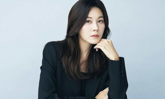 Kiểu tóc dài đẹp dành cho phụ nữ trung niên