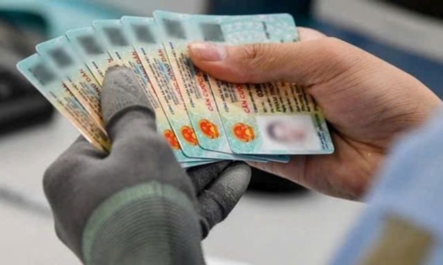 Đổi căn cước công dân nhưng không nộp lại thẻ cũ có bị xử phạt không?