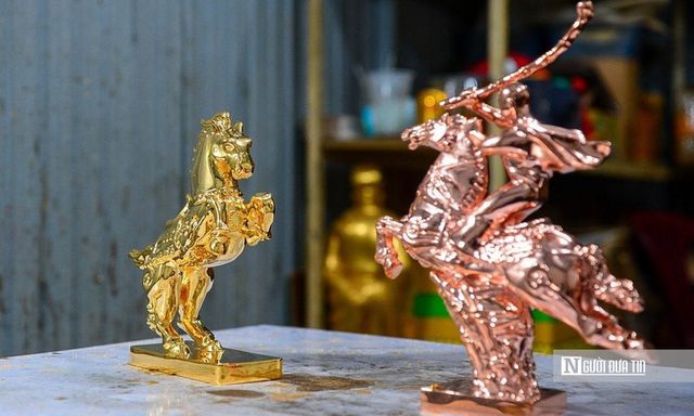 Ngắm linh vật ngựa lấy cảm hứng từ truyền thuyết Thánh Gióng