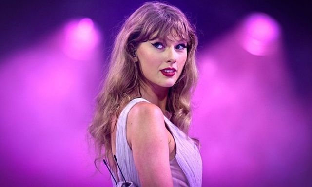 Taylor Swift trở thành người phụ nữ trẻ nhất được ghi danh vào Đại sảnh Danh vọng Nhạc sĩ 