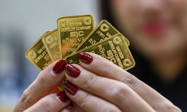 Giá vàng hôm nay (28/1): Giá vàng vượt 180 triệu đồng, chuyên gia nhận định