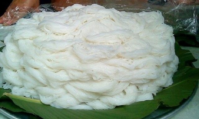 Cách phân biệt bún sạch và bún nhiễm hóa chất