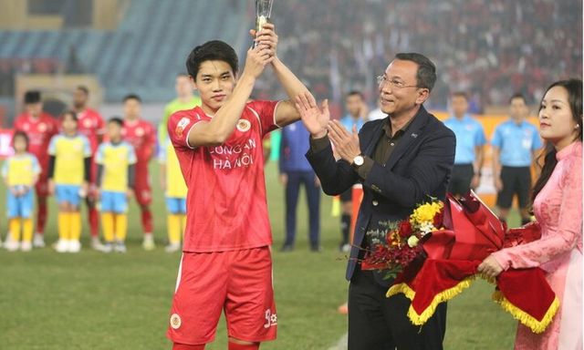 Đình Bắc sẵn sàng bỏ lại hào quang U23 châu Á ở sau lưng, hướng đến điều mới