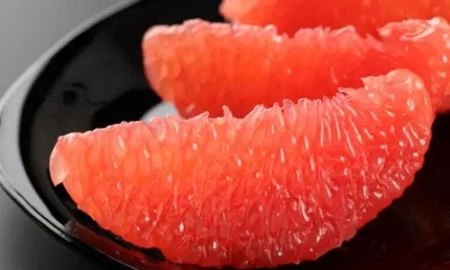 Bưởi có nhiều công dụng nhưng nhóm người sau đây đừng ăn