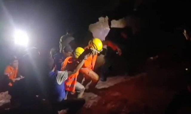 Hiện trường vụ sạt lở mỏ khai thác thiếc, 6 công nhân tử vong thương tâm 