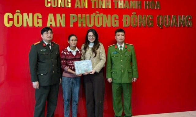 Tin tức thời sự 24h: Nữ lao công trả túi xách có sổ tiết kiệm trị giá 1,4 tỷ 