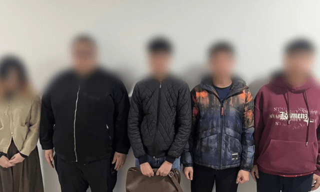 Phát tán hơn 15 triệu tin nhắn giả mạo, 9 đối tượng bị khởi tố