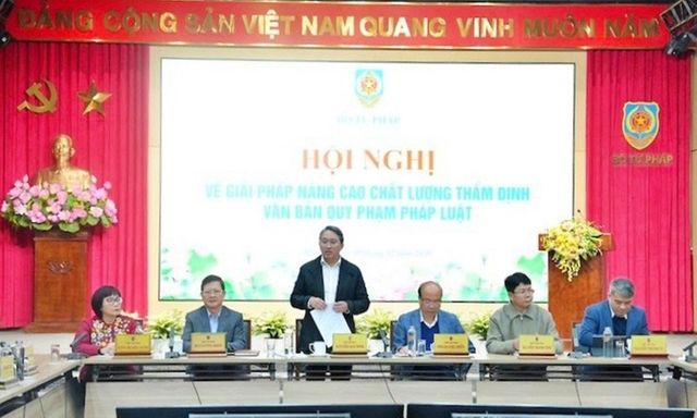 Bộ trưởng Tư pháp chấn chỉnh công tác thẩm định văn bản pháp luật